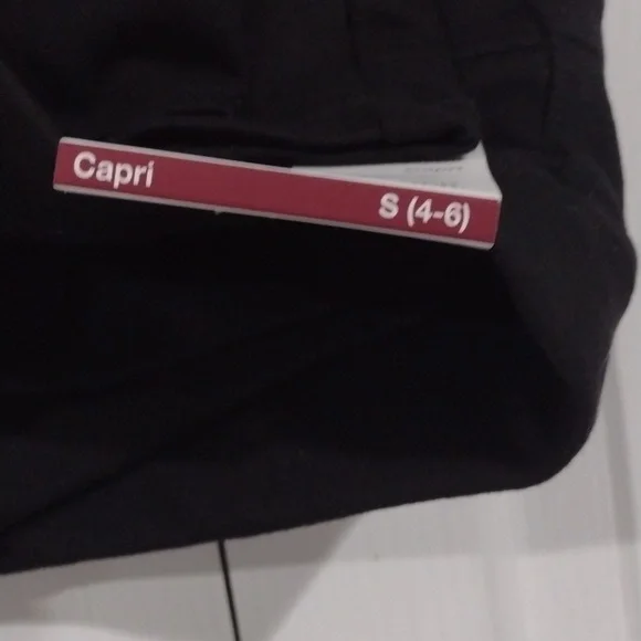 New women size 4/6 fitted stretch Capri jeggings - Picture 4 of 7